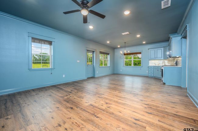 6470 State Highway 110, Home with 2 bedrooms, 2 bathrooms and null parking in Tyler TX | Image 11