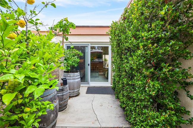 77 Seton Rd, House other with 3 bedrooms, 3 bathrooms and 2 parking in Irvine CA | Image 37