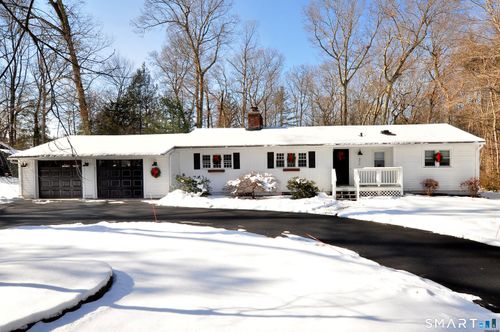 456 Plainville Ave, Unionville, CT, 06085-1422 | Card Image