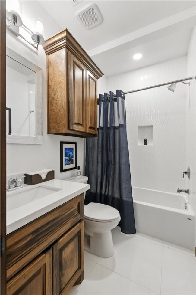1700 6 Th St, House other with 3 bedrooms, 3 bathrooms and 2 parking in Ingleside TX | Image 21