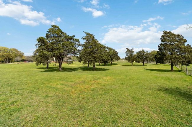275 Saegert Rd, House other with 4 bedrooms, 2 bathrooms and 4 parking in Paige TX | Image 35