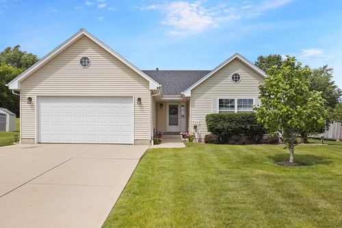 1100 E Keri Lane, Oak Creek, WI, 53154 | Card Image