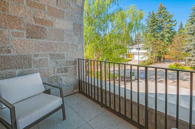 6918 Legare Dr Sw, House other with 4 bedrooms, 7 bathrooms and 3 parking in Calgary AB | Image 21