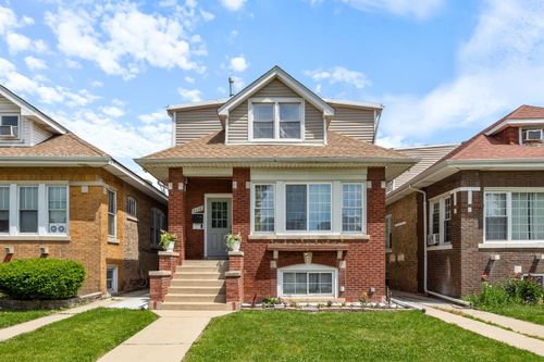 5136 W George Street, Chicago, IL, 60641 | Card Image