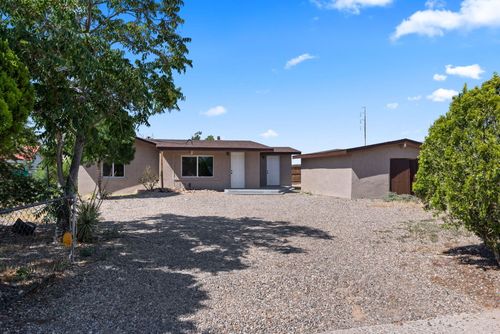 203 San Andres Ave Nw, Albuquerque, NM, 87107-3951 | Card Image