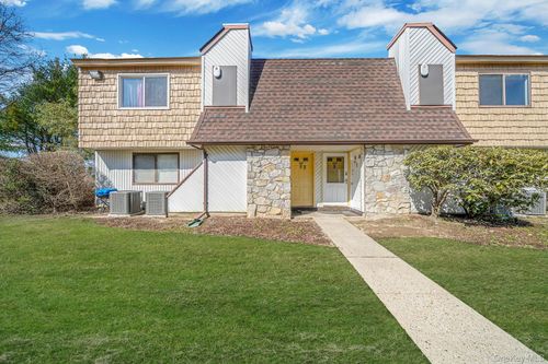 2-222 Pointe Cir N, Coram, NY, 11727-1544 | Card Image