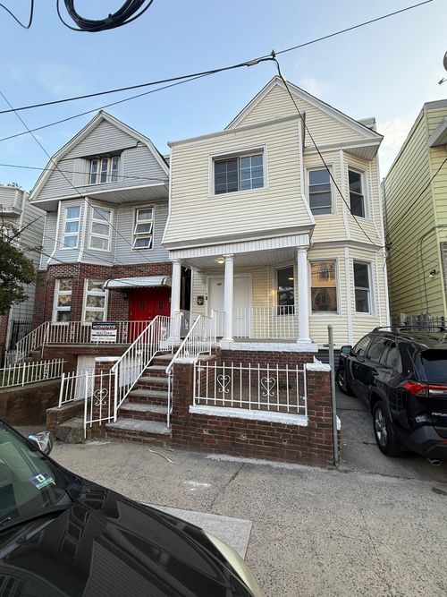 2-221 Wilkinson Ave, JC, Bergen-Lafayett, NJ, 07305 | Card Image