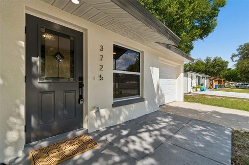 3725 Ambermist Dr, TAMPA, FL, 33619-1233 | Card Image
