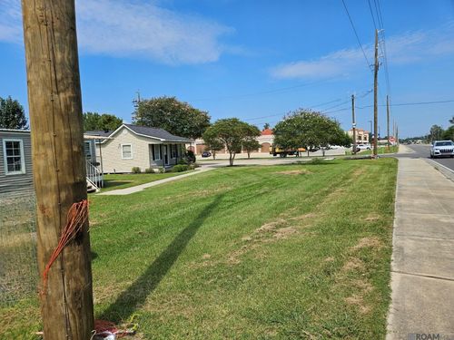 40274 Highway 42, Prairieville, LA, 70769-5243 | Card Image