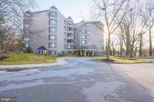 405d-3041 Fallstaff Rd, BALTIMORE, MD, 21209-5021 | Card Image