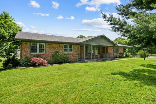 6984 Russell Cave Rd, Lexington, KY, 40511-8454 | Card Image