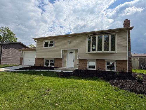 5747 Dover Rd, Oak Forest, IL, 60452-2811 | Card Image