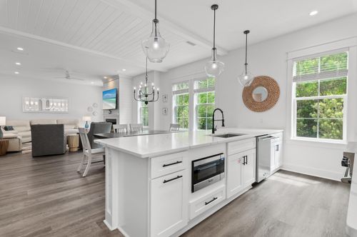 33 Palm Ridge Rd, Miramar Beach, FL, 32550-7302 | Card Image