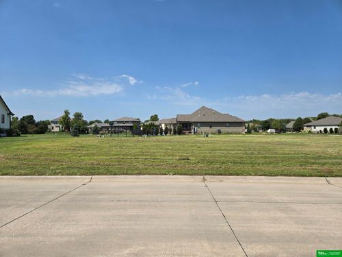 1743 N Deer Run, Fremont, NE, 68025-6245 | Card Image