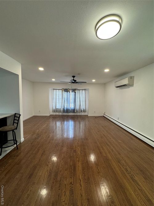 15 Belmont Blvd Boulevard, Hempstead, NY, 11003 | Card Image