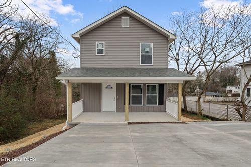 389 W Outer Drive, Oak Ridge, TN, 37830 | Card Image