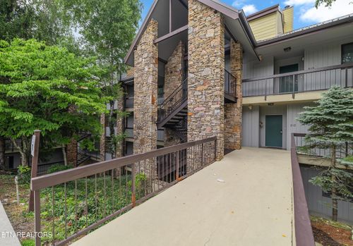 unit-111-1130 Ski View Dr, Gatlinburg, TN, 37738-4538 | Card Image