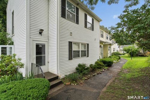 47-25 Padanaram Rd, Danbury, CT, 06811-4812 | Card Image