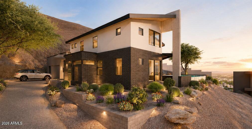 Land in Phoenix 2