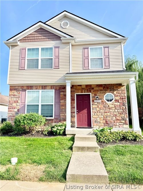 3132 Red Barn Loop, Jeffersonville, IN, 47130-8258 | Card Image