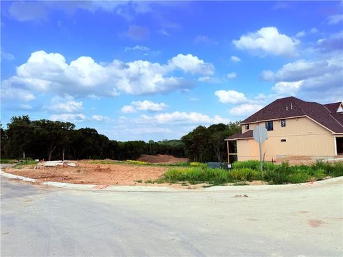 162 Nw Montebella Dr, Riverside, MO, 64150 | Card Image