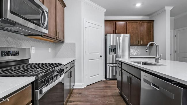 Kitchen | Image 16