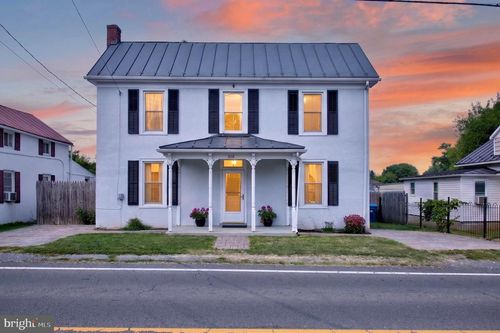 508 E Main St, Berryville, VA, 22611-1365 | Card Image