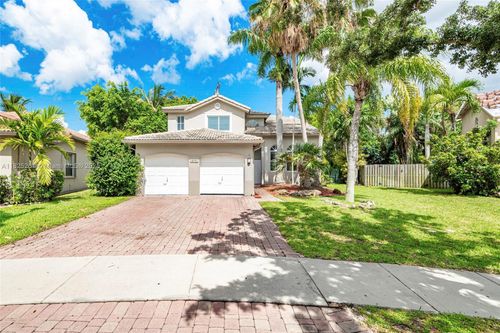 315 W Cypress Cove Cir, Davie, FL, 33325-6737 | Card Image
