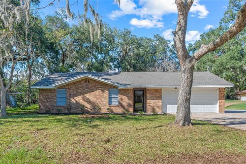 907 Avenue B, Sweeny, TX, 77480-3613 | Card Image