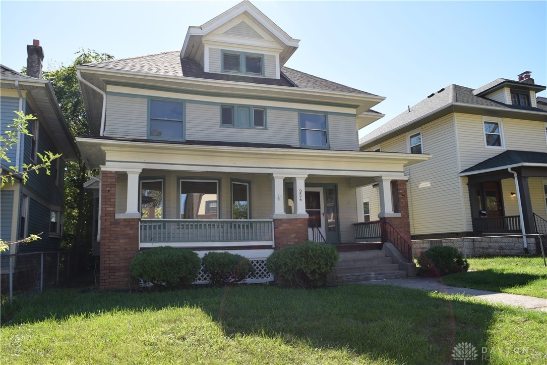 Manhattan Ave, Dayton, OH 45406