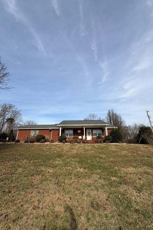 219 Tater Knob Rd, Liberty, TN, 37095-5311 | Card Image