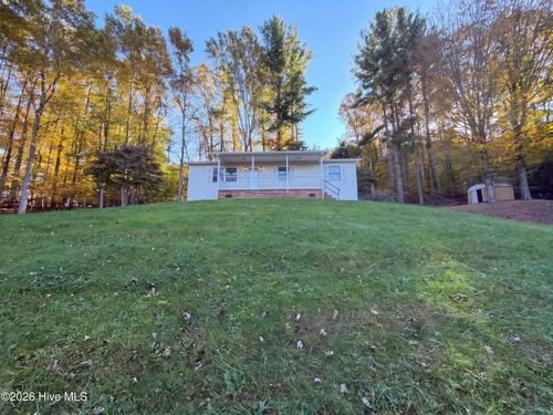 133 Whispering Pines Lane, West Jefferson, NC, 28694 | Card Image