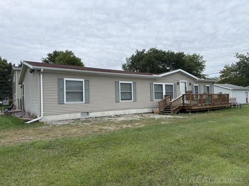 7497 Cardinal Rd, Lexington, MI, 48450-9756 | Card Image
