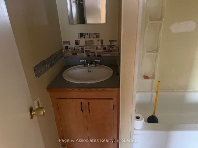 153 Robidas Street, House other with 3 bedrooms, 1 bathrooms and 3 parking in West Nipissing ON | Image 27