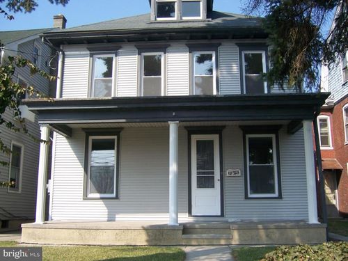 11 Maple St, LEBANON, PA, 17046-3035 | Card Image