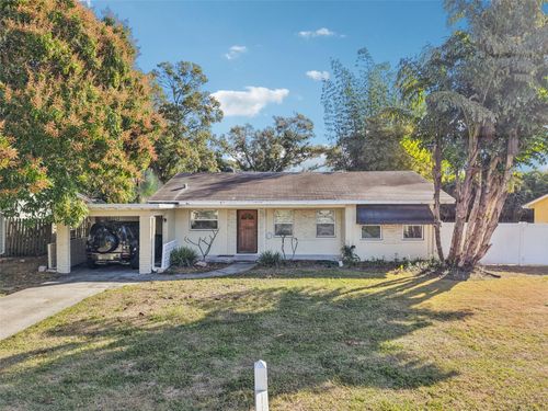 1015 Varona St, BELLEAIR, FL, 33756-1065 | Card Image