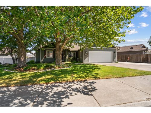 2433 Curlew St, Umatilla, OR, 97882 | Card Image