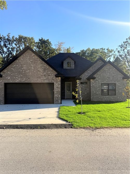 16 Hurlford Ln, Bella Vista, AR, 72715-3902 | Card Image