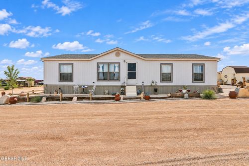 19310 Phillip Bazaar, El Paso, TX, 79938 | Card Image