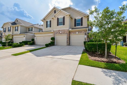 16021 Summerville Lake Dr, Tomball, TX, 77377-2838 | Card Image