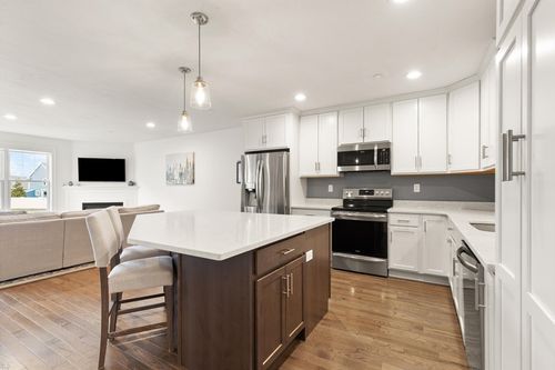 6-80 Lebaron Blvd, Lakeville, MA, 02347-1490 | Card Image