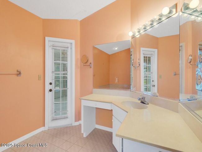 344 Concha Dr, House other with 3 bedrooms, 2 bathrooms and null parking in Sebastian FL | Image 22
