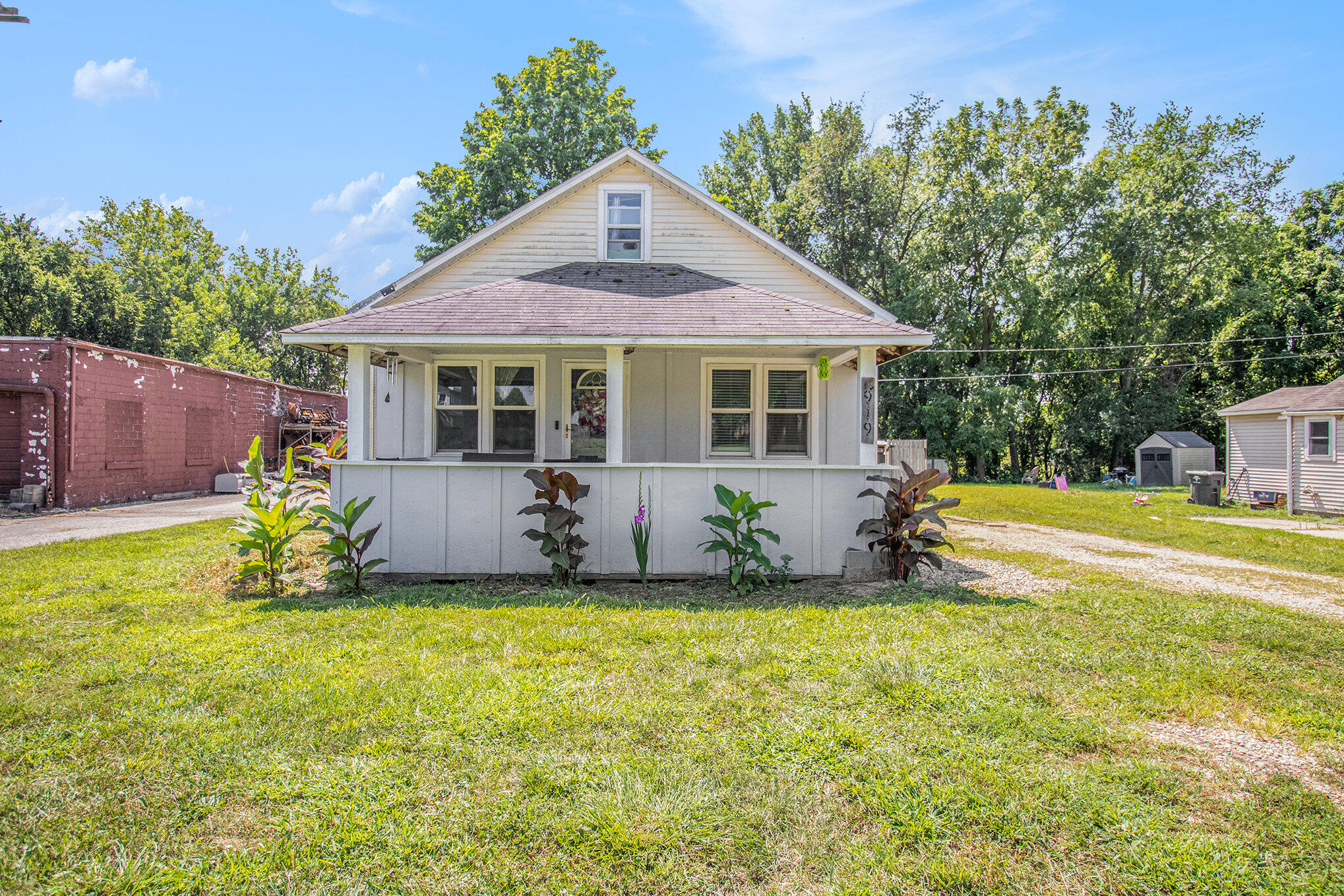 Terre Coupe St, Buchanan, MI 49107