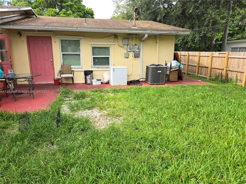 262-262 Ne 118th Ter, Miami, FL, 33161-6127 | Card Image