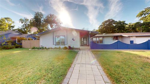 1516 Lake Shore Drive, Fort Worth, TX, 76103 | Card Image