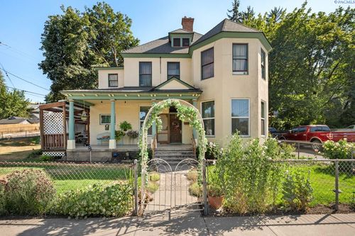 108 E Wawawai St, Colfax, WA, 99111-1751 | Card Image