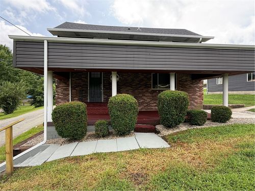 106 King St, Scottdale, PA, 15683-1828 | Card Image