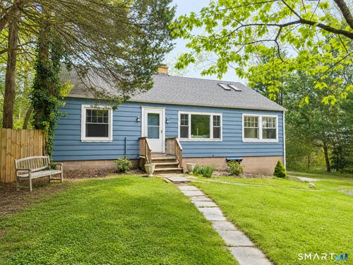 22 High Ridge Rd, Guilford, CT, 06437-3512 | Card Image