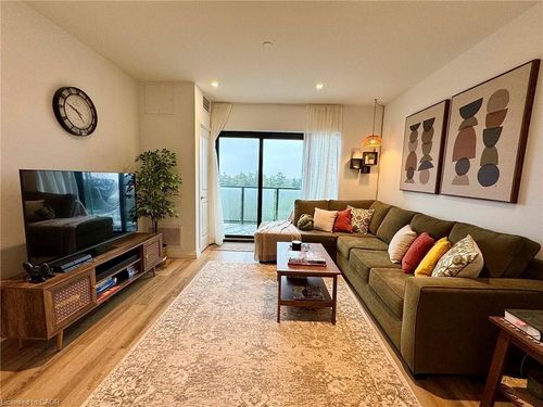 821-525 New Dundee Road, Kitchener, ON, N2P0K8 | Card Image