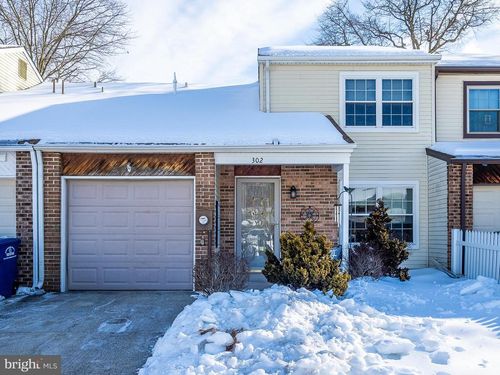 302 Foxwood Ln, MARLTON, NJ, 08053-2721 | Card Image